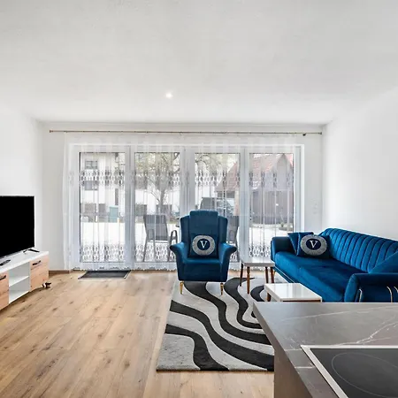 Apartment Eg *